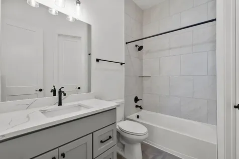12223 Warbler Drive Mont Belvieu TX 77523