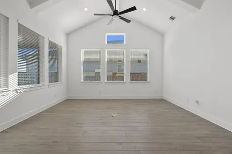 12223 Warbler Drive Mont Belvieu TX 77523