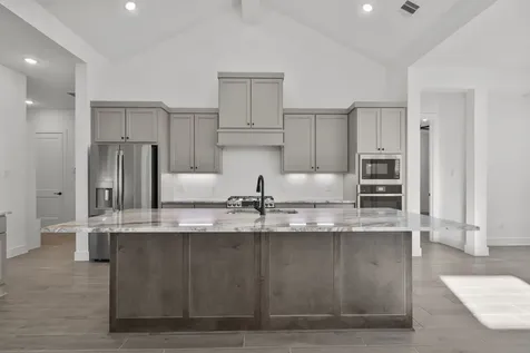 12223 Warbler Drive Mont Belvieu TX 77523