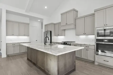12223 Warbler Drive Mont Belvieu TX 77523