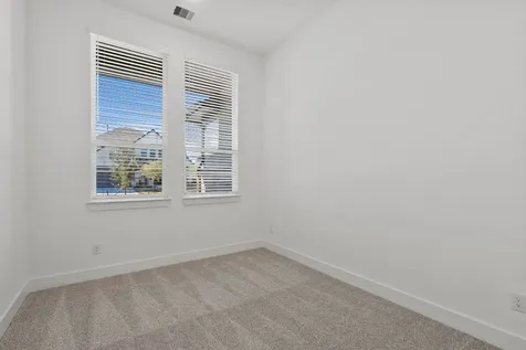 12223 Warbler Drive Mont Belvieu TX 77523