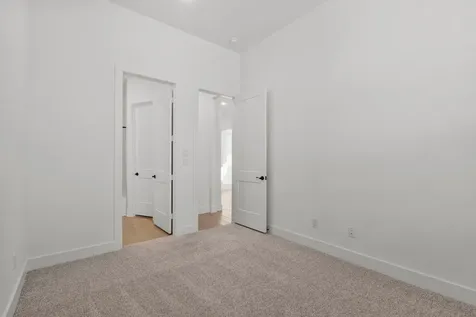 12223 Warbler Drive Mont Belvieu TX 77523