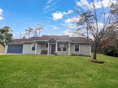254 E Sunset Drive Onalaska TX 77360