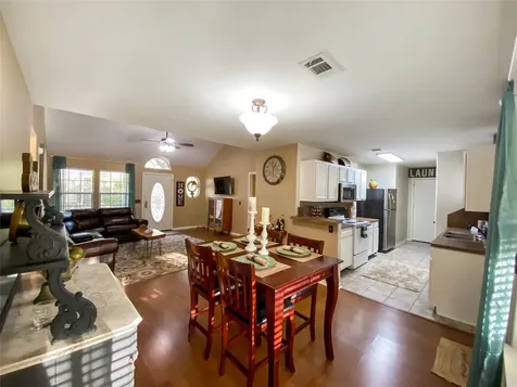 254 E Sunset Drive Onalaska TX 77360