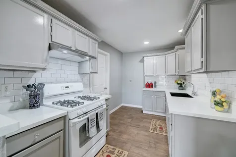 13327 Halifax Street Houston TX 77015