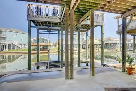 22122 Cantina Drive Galveston TX 77554