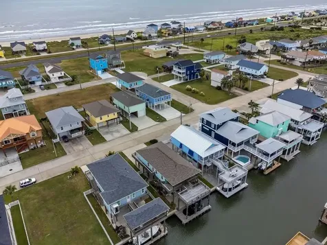 22122 Cantina Drive Galveston TX 77554
