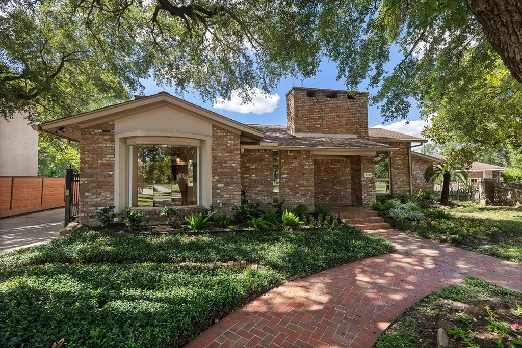 3322 N Braeswood Boulevard Houston TX 77025