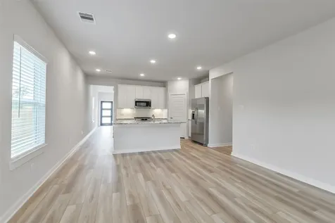 127 West Canopy Crossing Circle Conroe TX 77301