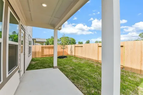 127 West Canopy Crossing Circle Conroe TX 77301