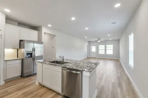 127 West Canopy Crossing Circle Conroe TX 77301