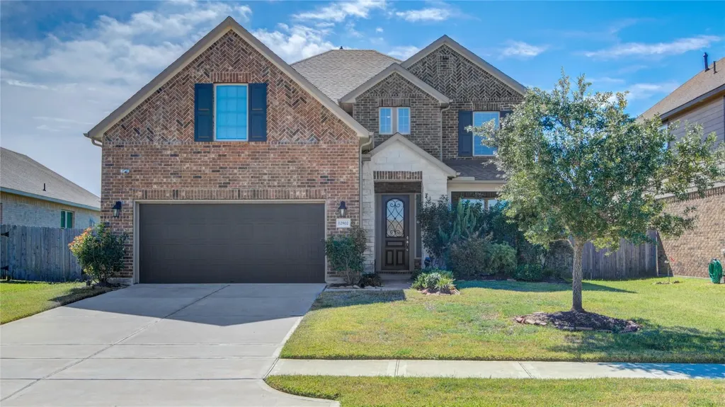 12902 Oak Falls Drive Pearland TX 77584