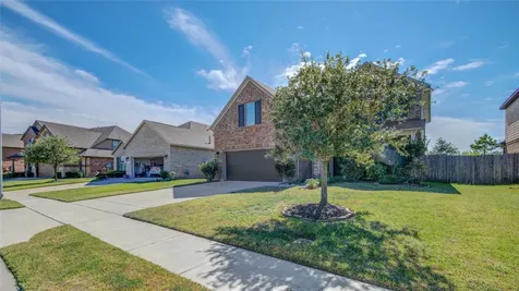 12902 Oak Falls Drive Pearland TX 77584