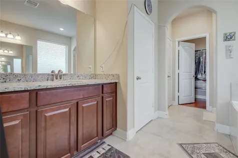 12902 Oak Falls Drive Pearland TX 77584