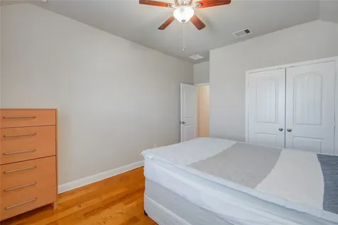 12902 Oak Falls Drive Pearland TX 77584