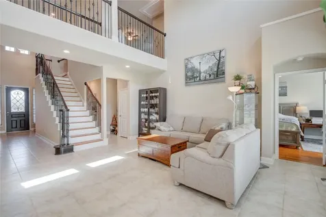12902 Oak Falls Drive Pearland TX 77584
