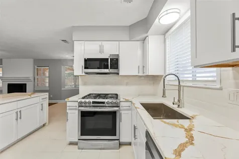 1735 Eastfield Drive Missouri City TX 77459