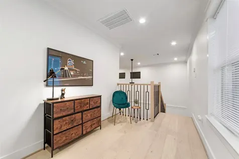 5510 Eastland Street Houston TX 77028