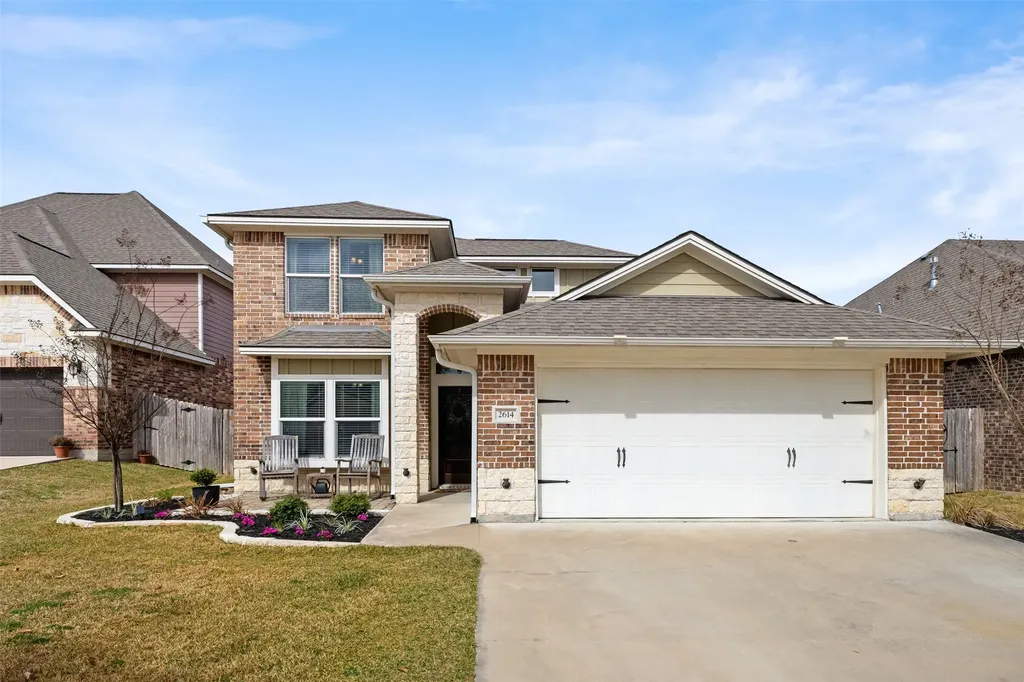 2614 Kinnersley Court College Station TX 77845