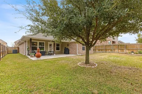 2614 Kinnersley Court College Station TX 77845