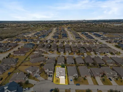 2614 Kinnersley Court College Station TX 77845