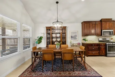 2614 Kinnersley Court College Station TX 77845
