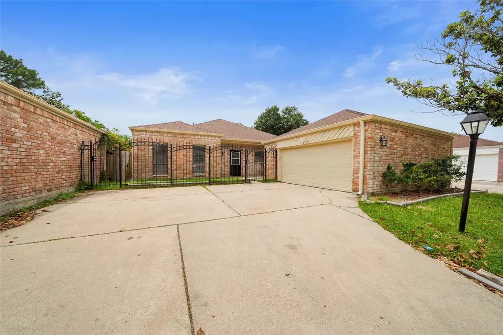12719 Ashford Chase Drive Houston TX 77082