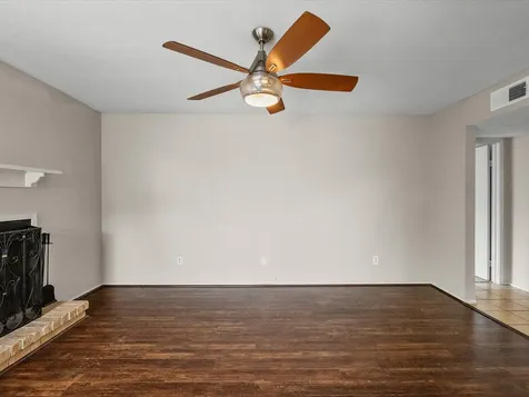 18519 Egret Bay Boulevard 1802 Webster TX 77058