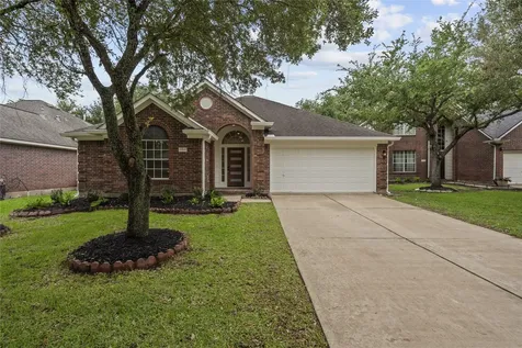 13810 Aspen Knoll Court Houston TX 77059