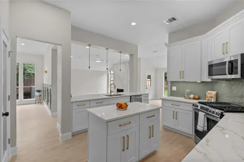 13810 Aspen Knoll Court Houston TX 77059