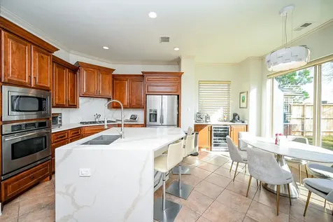 3815 Antibes Lane Houston TX 77082
