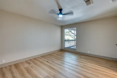 2829 Timmons Lane 120 Houston TX 77027