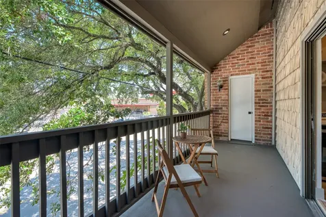 2829 Timmons Lane 120 Houston TX 77027
