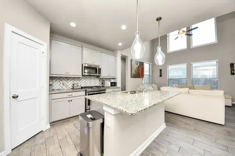 7027 Winterberry Glen Lane Katy TX 77493