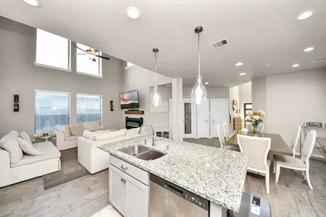 7027 Winterberry Glen Lane Katy TX 77493