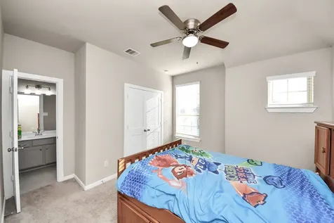 7027 Winterberry Glen Lane Katy TX 77493