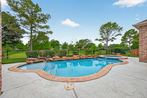 12316 Bend Creek Lane Pearland TX 77584