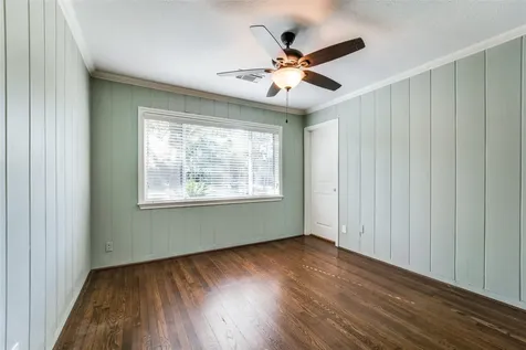 4502 Brookwoods Drive Houston TX 77092