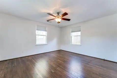 4502 Brookwoods Drive Houston TX 77092
