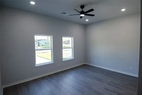 2830 Mansfield Street Houston TX 77091