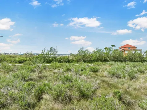 1110 Gulf Supply Road Gilchrist TX 77617