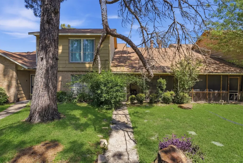 12207 W Village Drive B Houston TX 77039