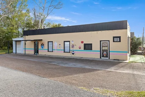201 E Bluff Street Woodville TX 75979