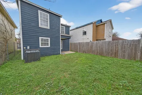 2302 Abernathy Street Houston TX 77026