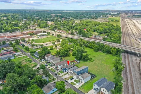 2302 Abernathy Street Houston TX 77026
