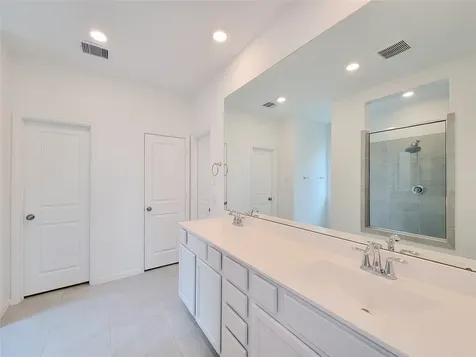 9422 Vista Falls Trace Houston TX 77365