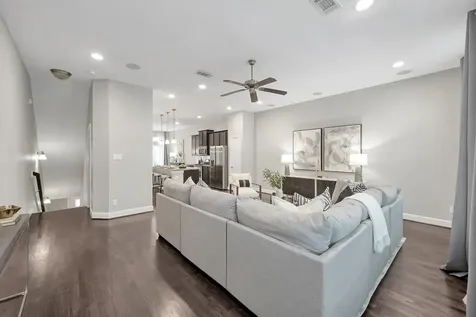 351 W 26th Street Houston TX 77008