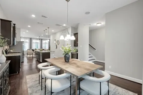 351 W 26th Street Houston TX 77008