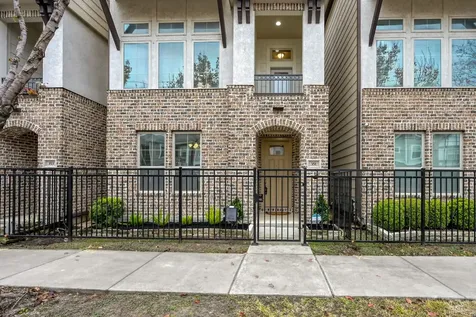 351 W 26th Street Houston TX 77008