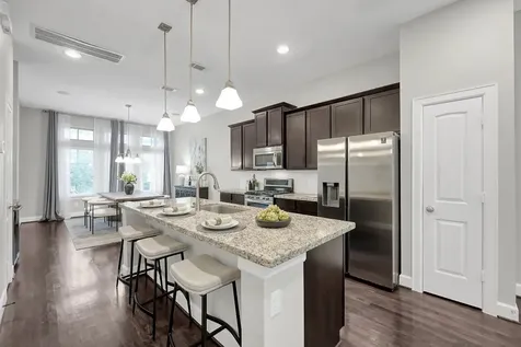 351 W 26th Street Houston TX 77008